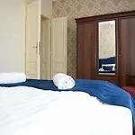 Varkert Deluxe Apartmanhaz - Korlatlan Privat Wellness فيلة