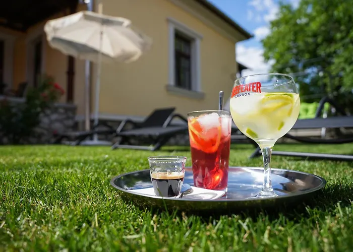 Varkert Deluxe Apartmanhaz - Korlatlan Privat Wellness 미슈콜츠